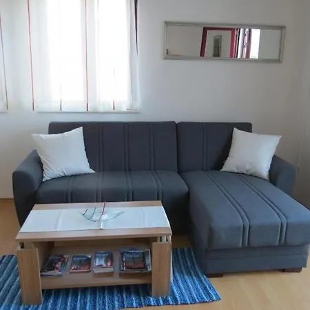 Franka - One Bedroom With Balcony And Sea View Appartement